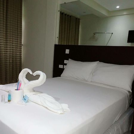 Boracay Midtown Hotel Balabag  ภายนอก รูปภาพ