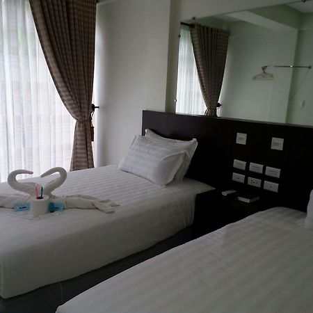 Boracay Midtown Hotel Balabag  ภายนอก รูปภาพ