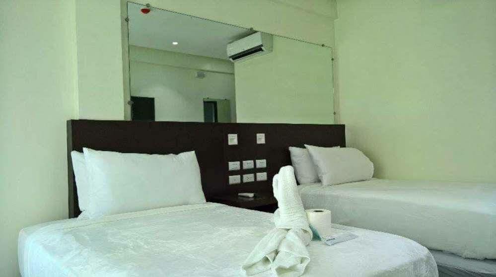 Boracay Midtown Hotel Balabag  ภายนอก รูปภาพ